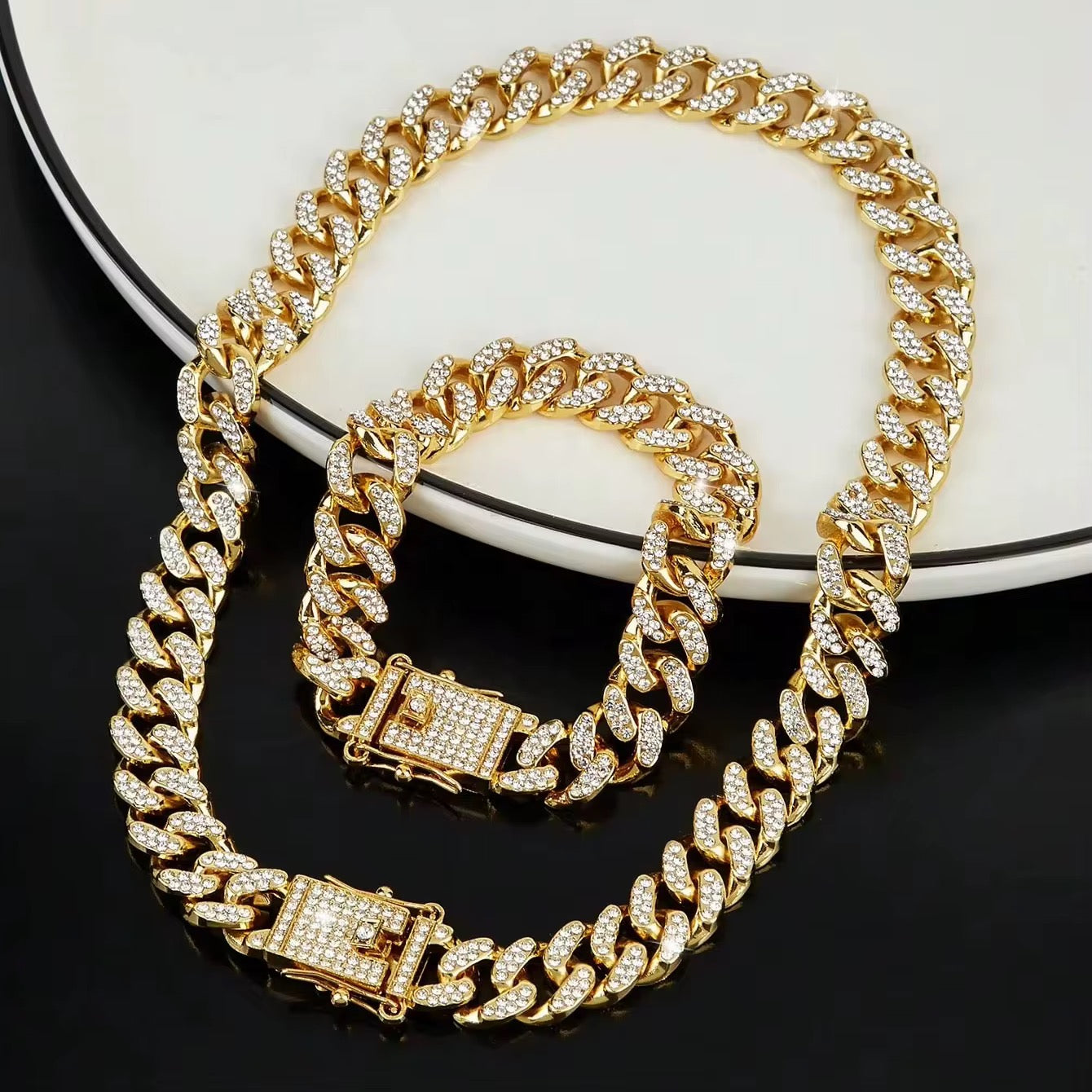 Iced Out Cuban Link Bracelet – Gold & Silver Plated Bling