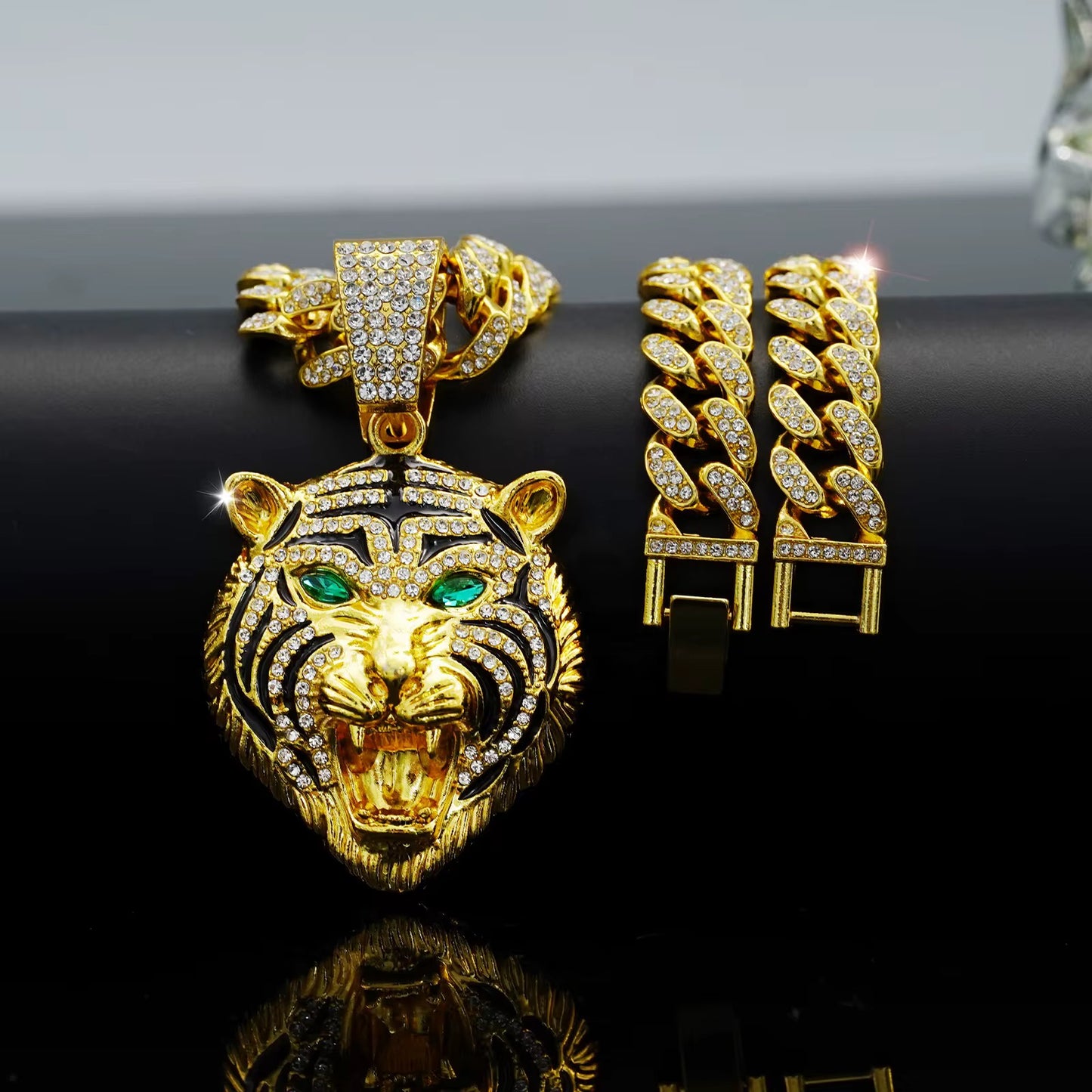 Iced Out Punk Tiger Pendant with Cuban Chain – Gold & Silver Plated