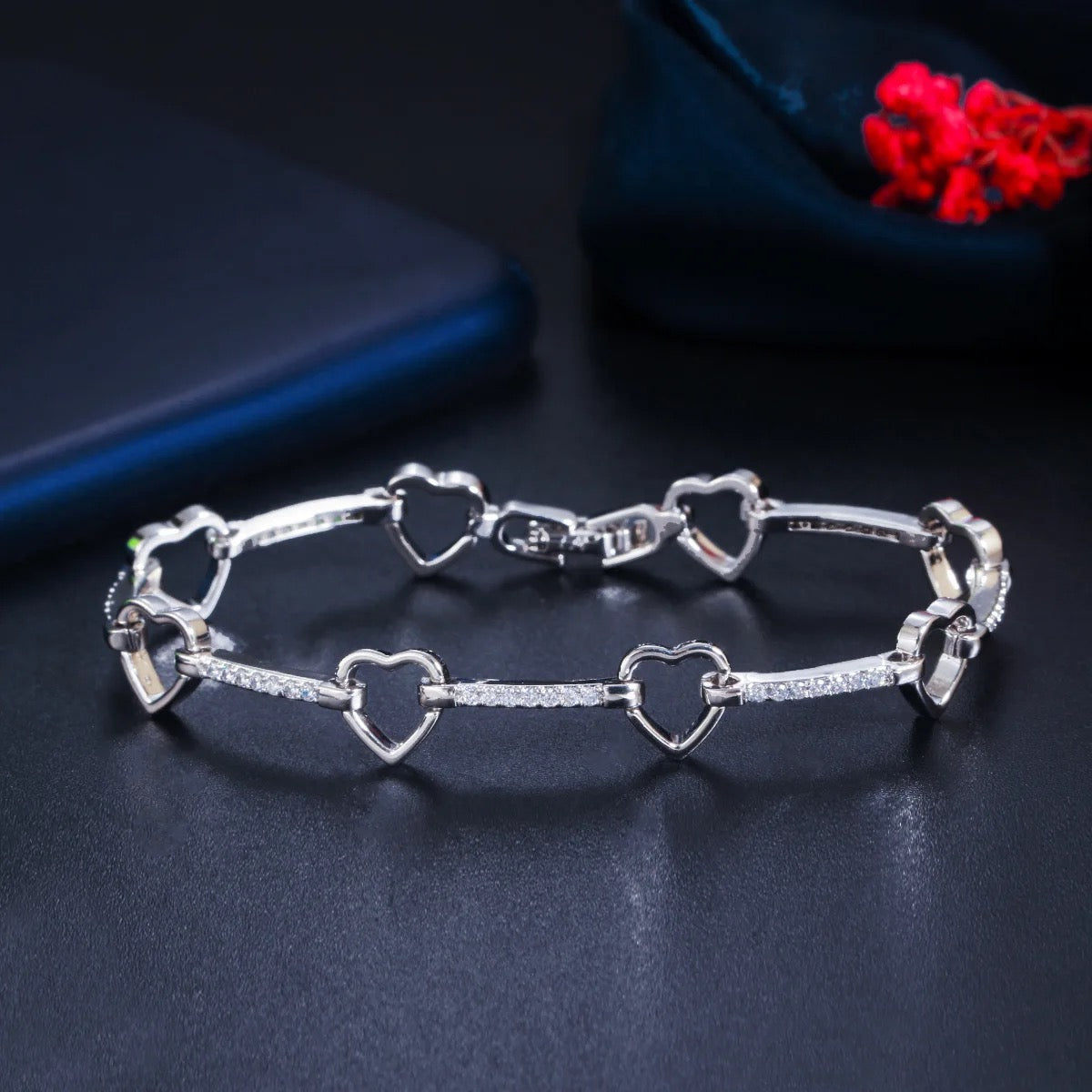 European Temperament Shiny Cubic Zirconia Cute Heart Shaped Chain Link Bracelet - ShopSmart 